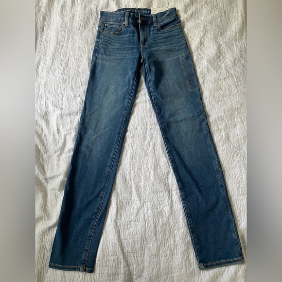 American Eagle NWT Next Level Stretch Skinny Jeans - Picture 1 of 3